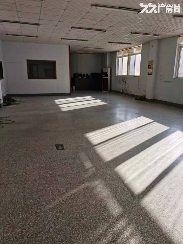 流亭春雨工业园独门独院厂房出租